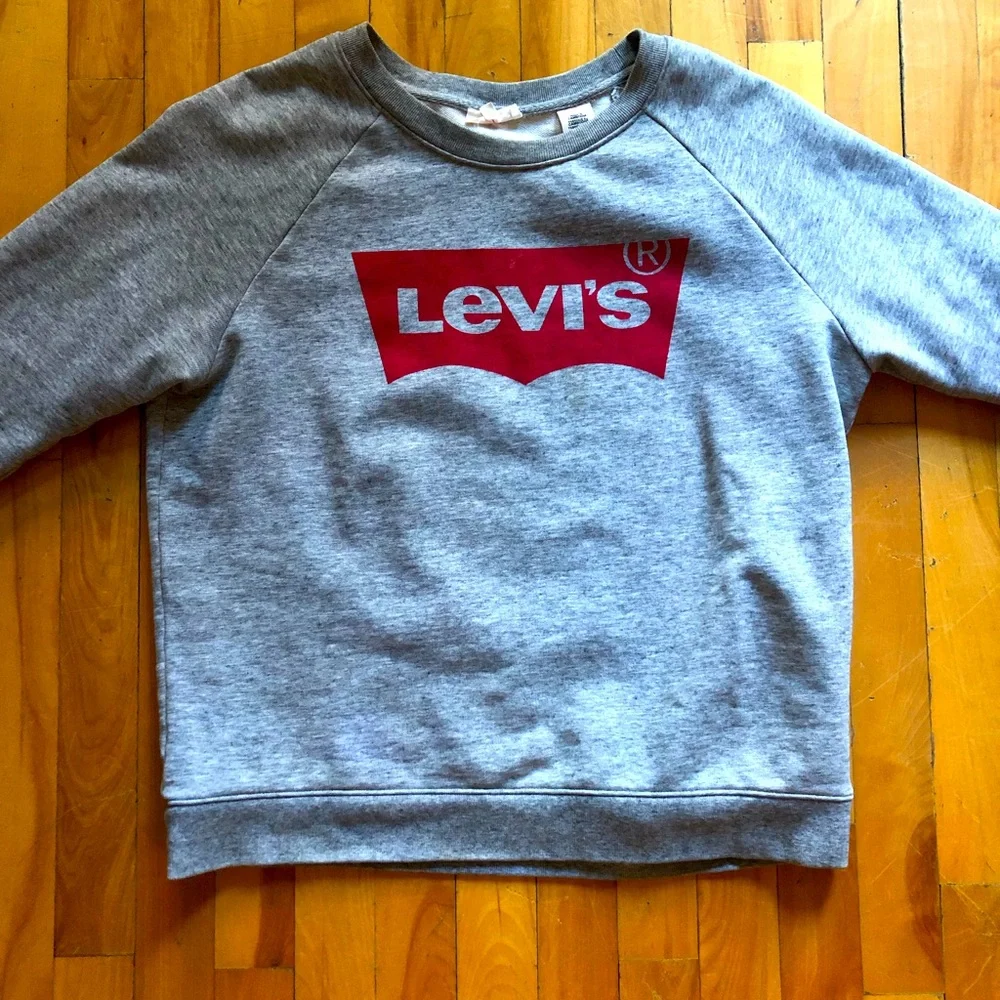 LEVIS Sweater - Picture 1 of 3